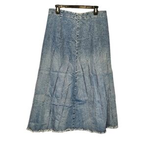 Vintage style Isabella Bird flared denim Maxi skirt w distressed bottom Size 12